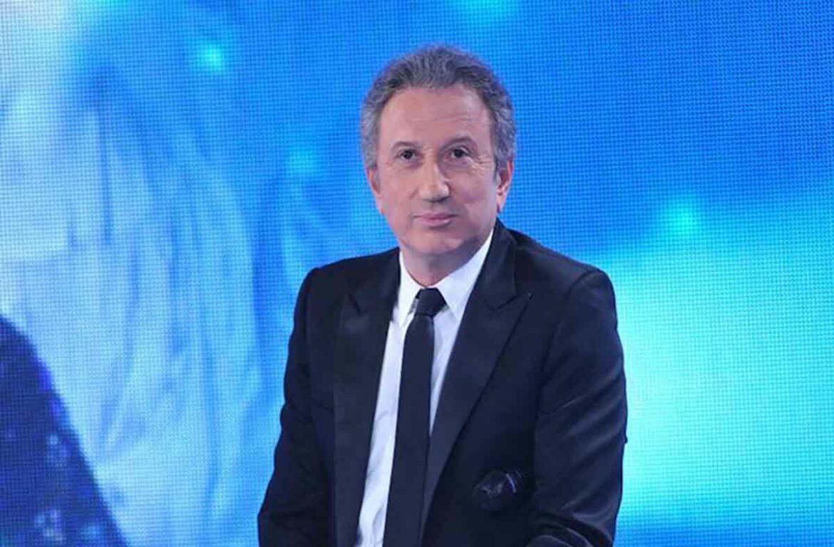 Quel Est Le Salaire Mensuel De Michel Drucker ? Quel Est Le Salaire Mensuel De Michel Drucker ?