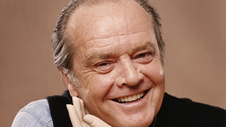 Jack Nicholson est l'un des acteurs les plus populaires et les plus riches d'Hollywood et a remporté trois Oscars. 